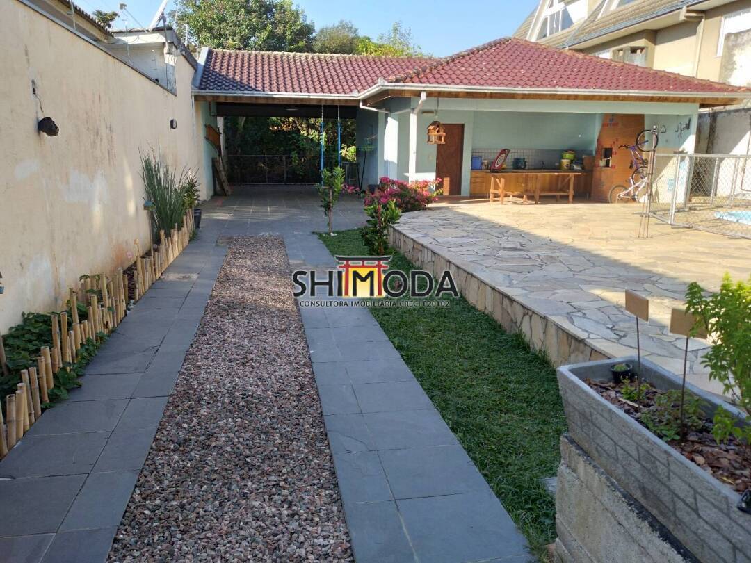 Sobrado à venda com 3 quartos, 304m² - Foto 3